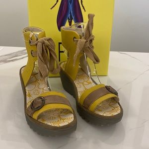 Fly London NWT Yaje Sandal